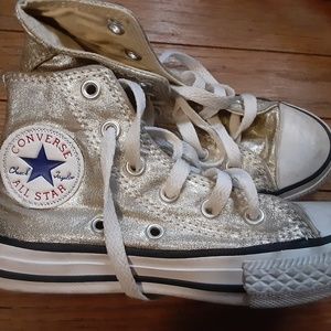 Kids converse sneakers